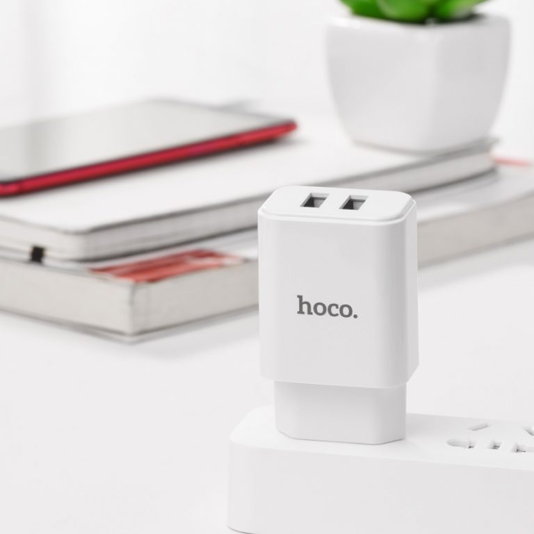Мережевий зарядний пристрій Hoco C62A Victoria (2USB, 2.1А) Білий