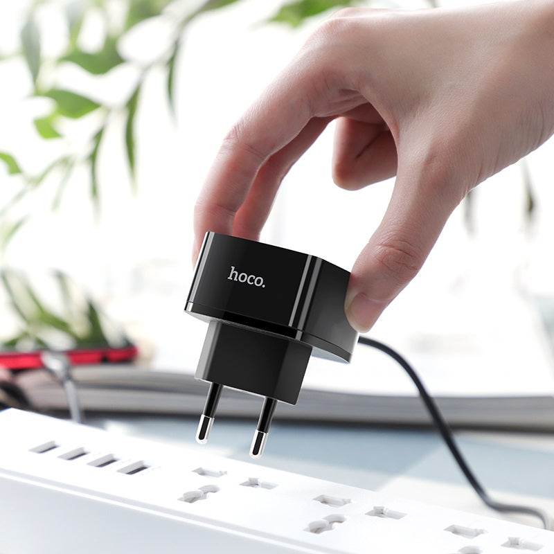 Мережевий зарядний пристрій Hoco C70A Cutting-edge QC3.0 (1USB) Black