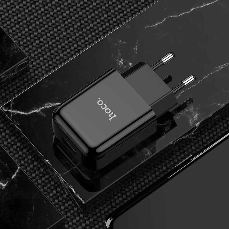 Мережева зарядка Hoco N2 Vigour single port charger (1USB, 2,1A) Black